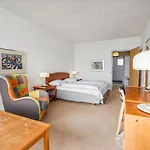 Osterso Hotel *