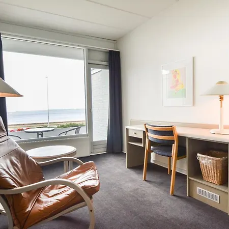 Osterso فندق أبينرا