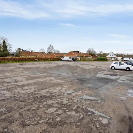 فندق Osterso أبينرا